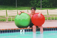 64-080 - Aquatic exercise ball, 55 cm/22", red