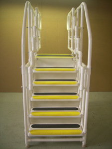 81-290 - AquaTrek ADA tread ladder, 5 step